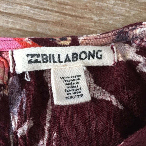 *SOLD*  Billabong Floral 🌸 Bell Sleeve Mini Dress - Picture 5 of 8